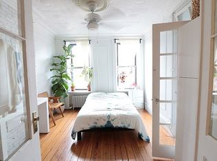 97 1/2 E 7th St APT 4, New York, NY 10009