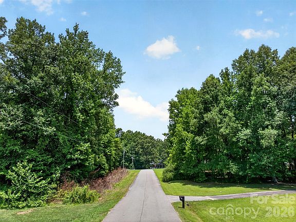 3rd image of 0 Lazy Oak Dr