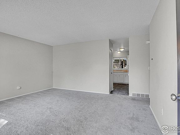 3rd image of 1201 Stein St