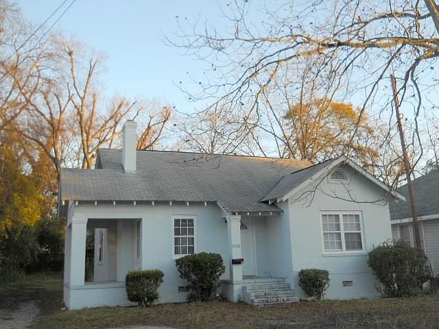 2nd image of 1111 31st St