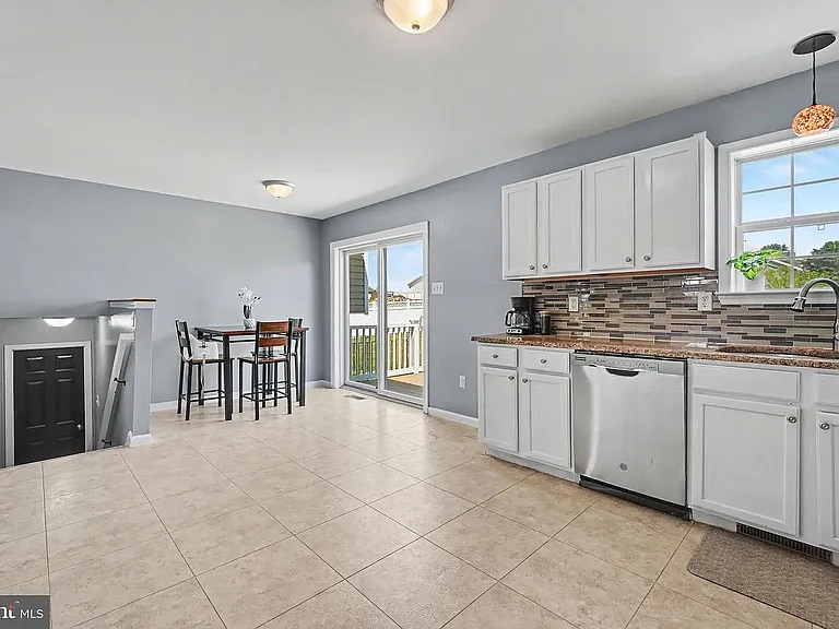 206 Pike Ct — Photo 22