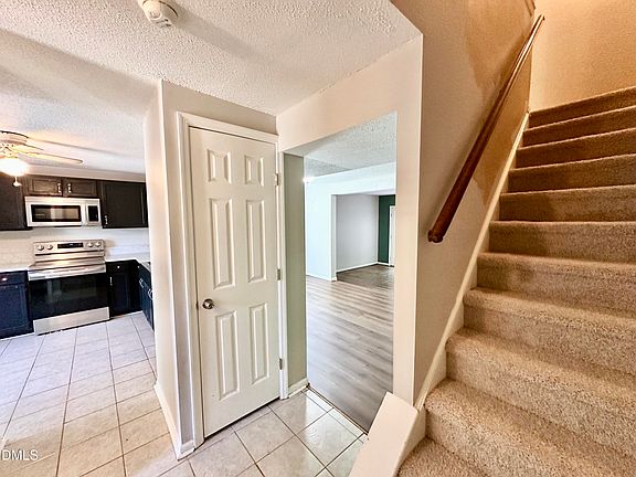 3rd image of 108 E Chalfont Way