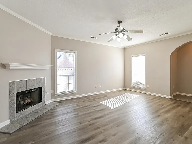 8730 Eagle View Dr — Photo 5
