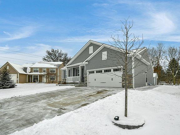2nd image of 4942 Whispering Falls Dr