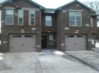 308 S Main St, Troy, IL 62294