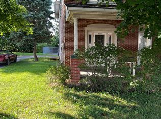 531 W Main St #A, New Holland, PA 17557