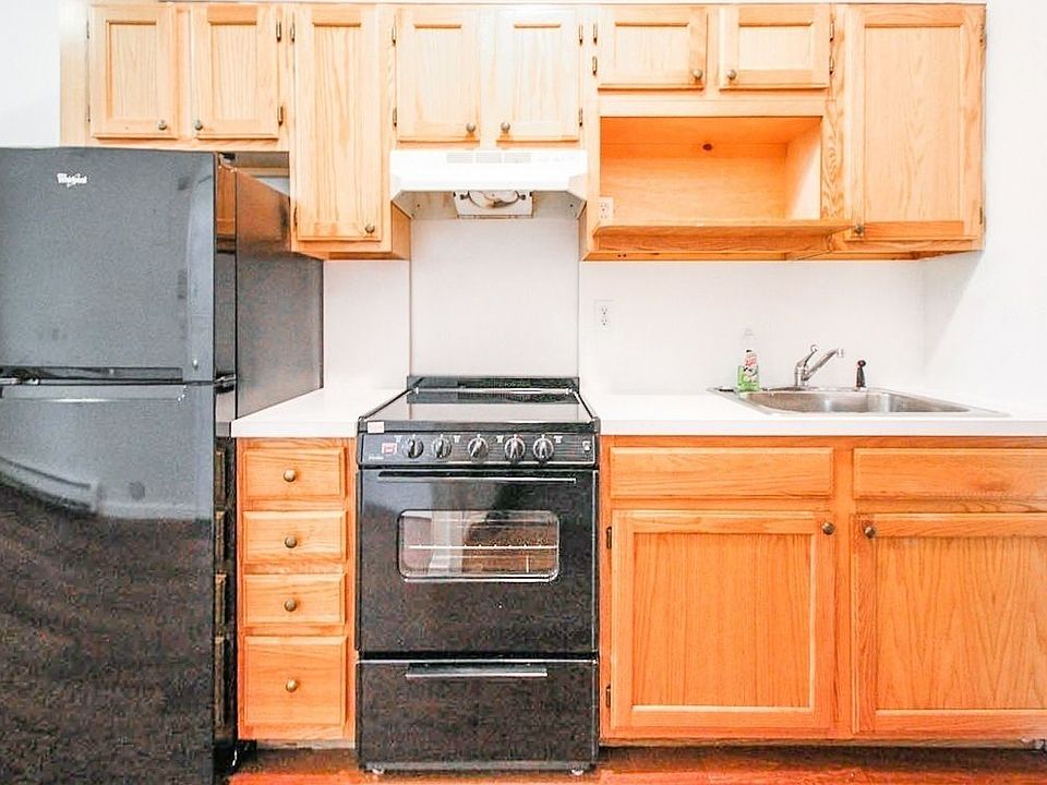1st image of 23 Park St #3F