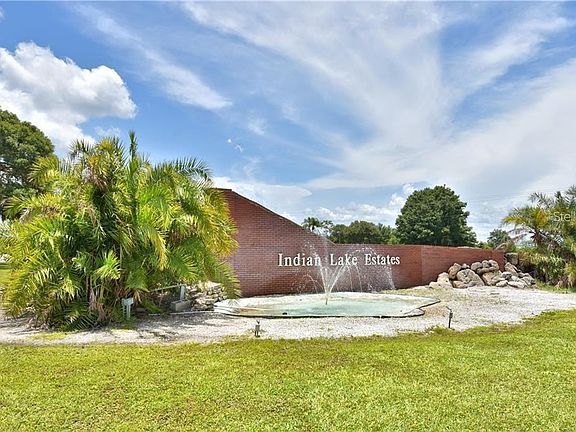 2nd image of 813 Bougainvillea Dr
