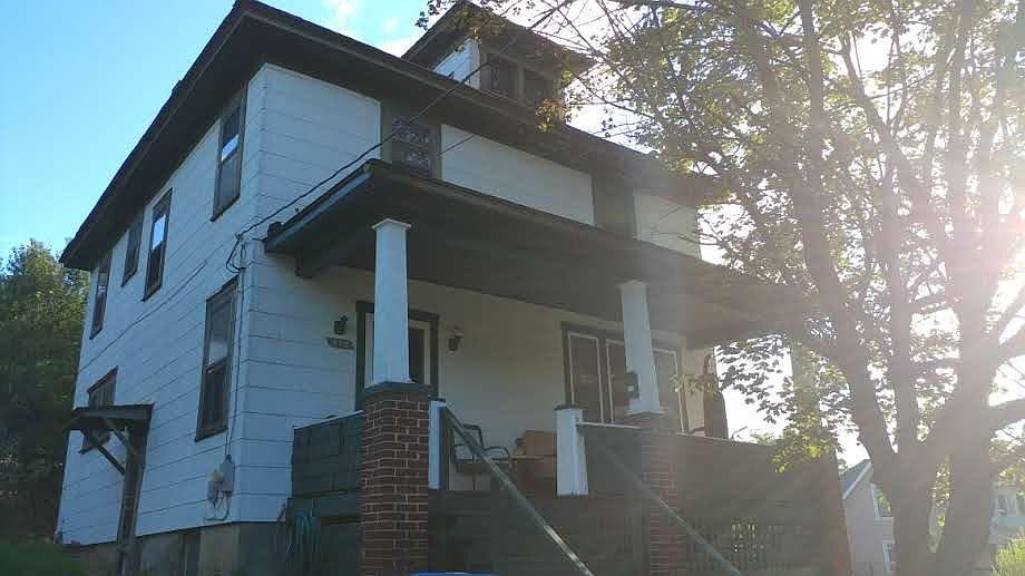 1st image of 608 Fairfax Ave NW