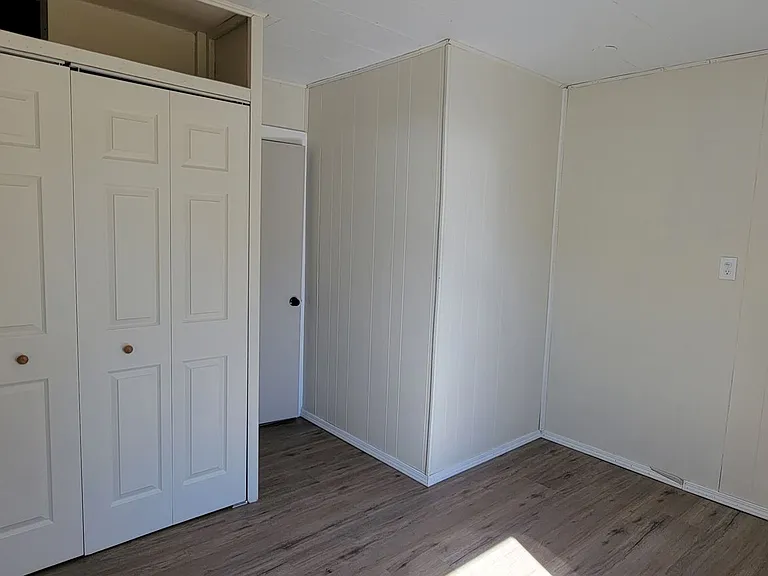 826 Forest Ave — Photo 15