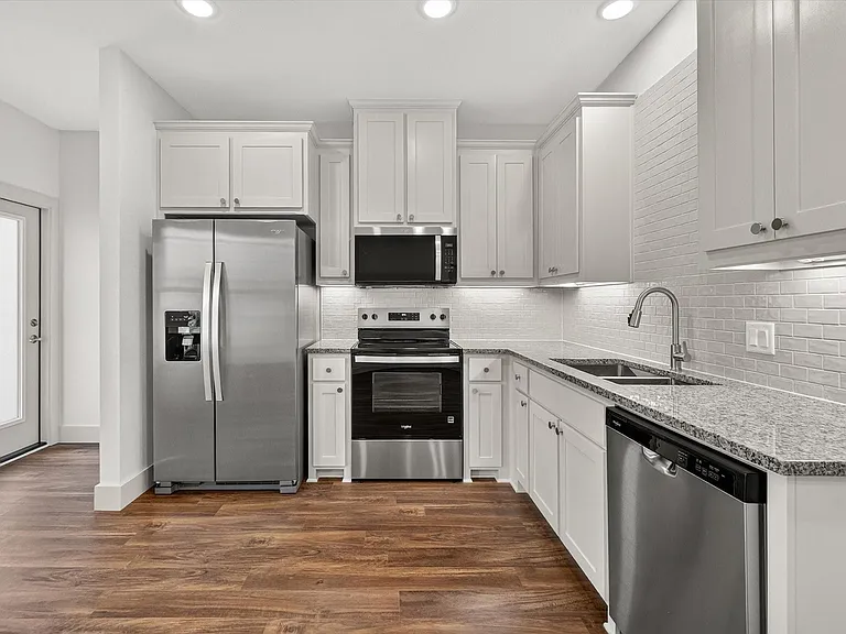 502 E Kimball St #2 — Photo 8