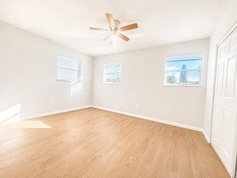 1713 Azalea Ct #C — Photo 15
