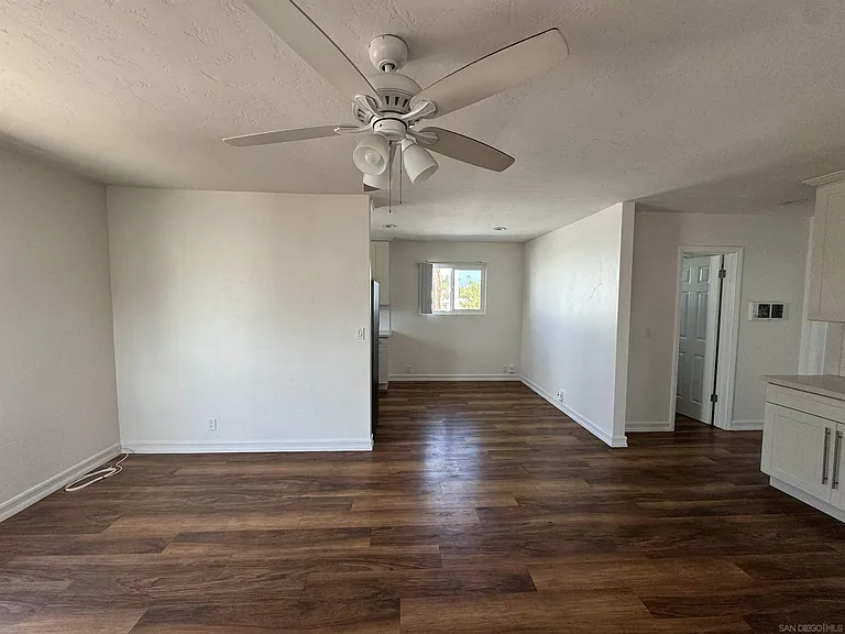 3222 Collier Ave — Photo 12