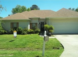 303 Village West Dr, Canton, MS 39046