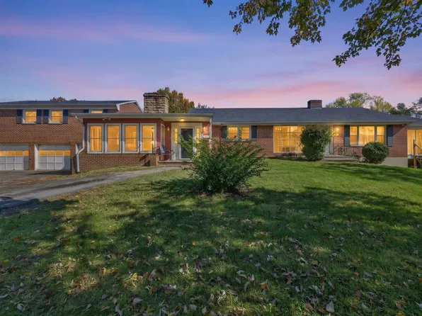 42 Bikah Ln, Lexington, VA 24450