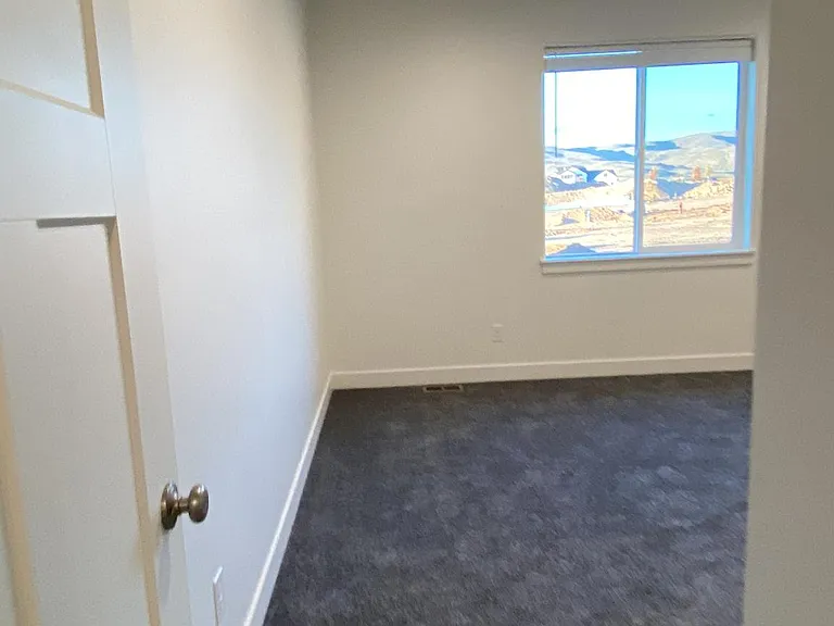 3172 Oxford Loop — Photo 14