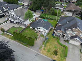 8854 139th St, Surrey, BC V3V5X4