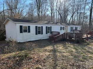 11967 Red House Rd, Brookneal, VA 24528