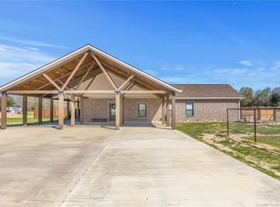 24248 Gillson Rd, Iowa, LA 70647