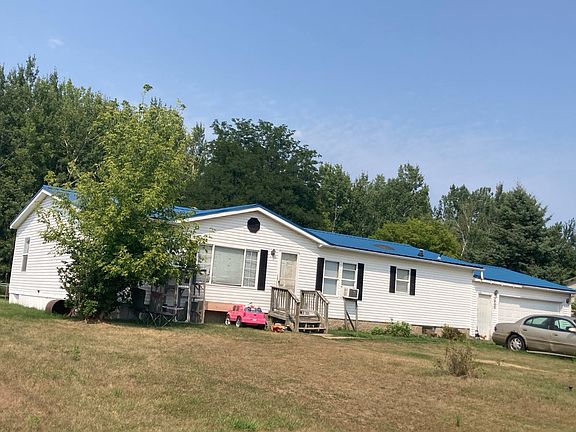 2nd image of 640 10th St SW
