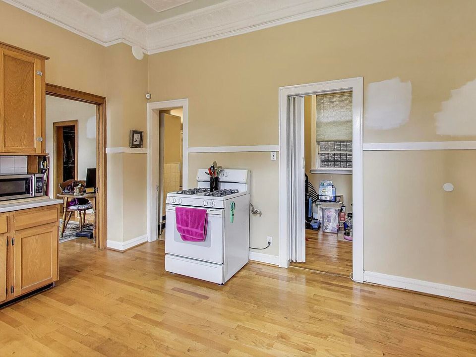 1st image of 3558 S Honore St #1R