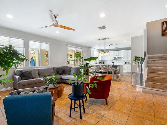 5th image of 282 Paseo Vista Cir