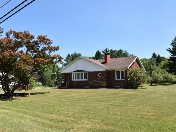 22059 Blooming Valley Rd, Meadville, PA 16335