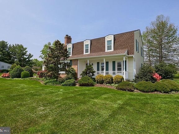 3rd image of 1510 Detwiler Dr
