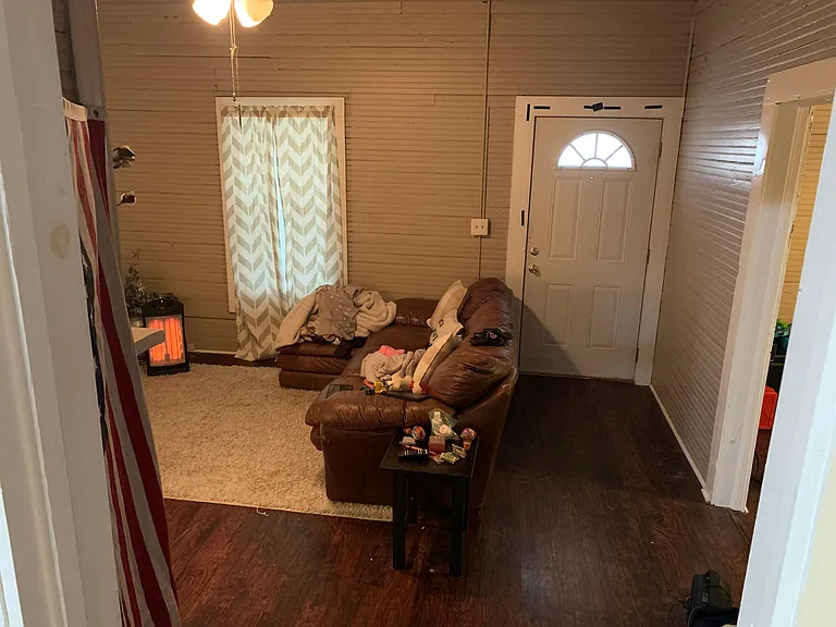 254 Barber St — Photo 5