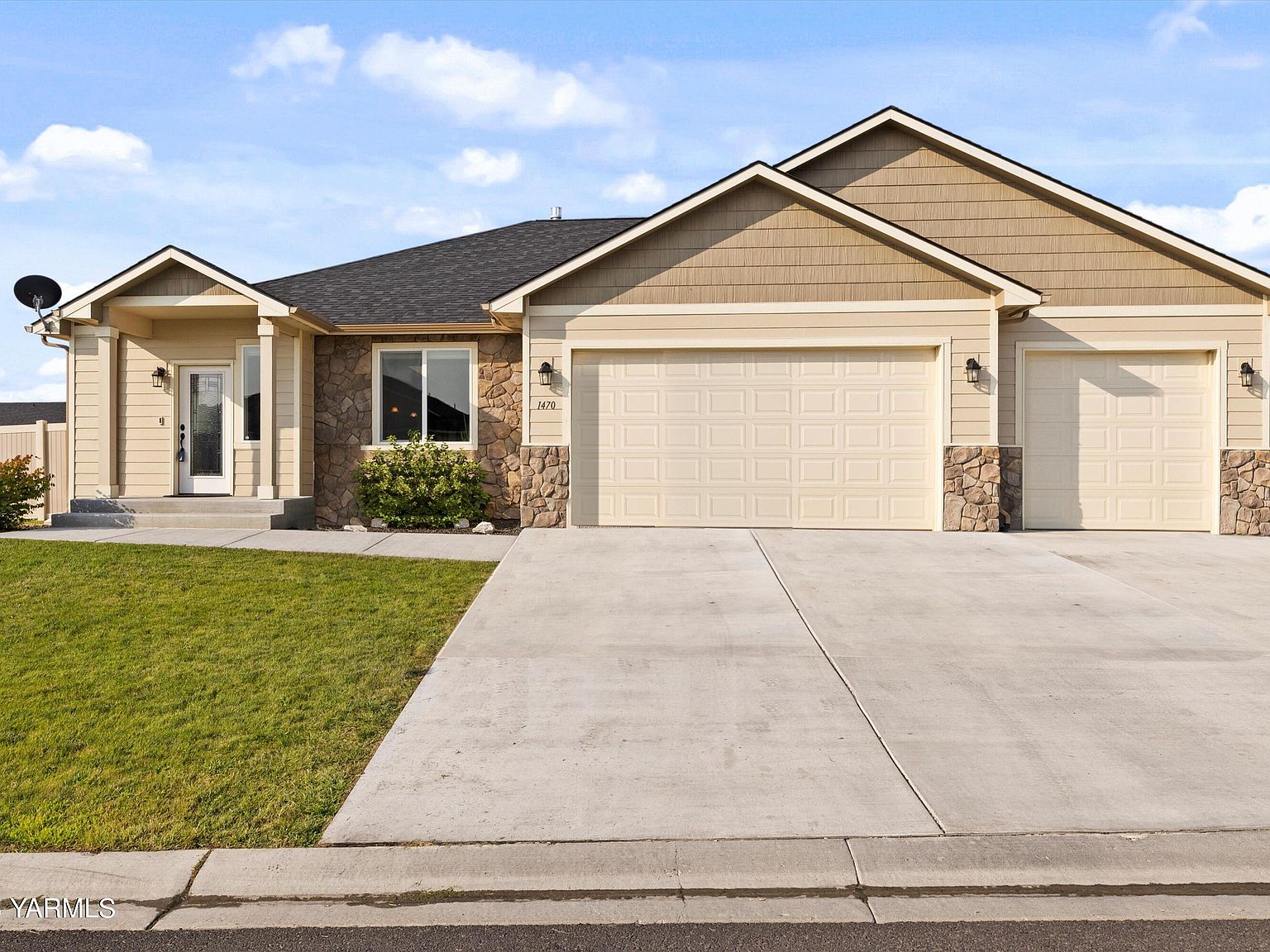 1470 W Goodlander Rd, Selah, WA 98942 Zillow