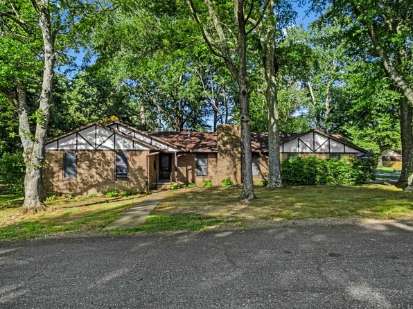 102 Fairway St, Bald Knob, AR 72010