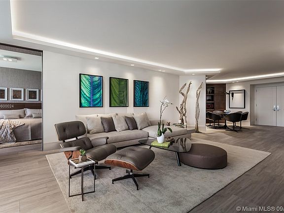 4th image of 4775 Collins Ave APT 2902