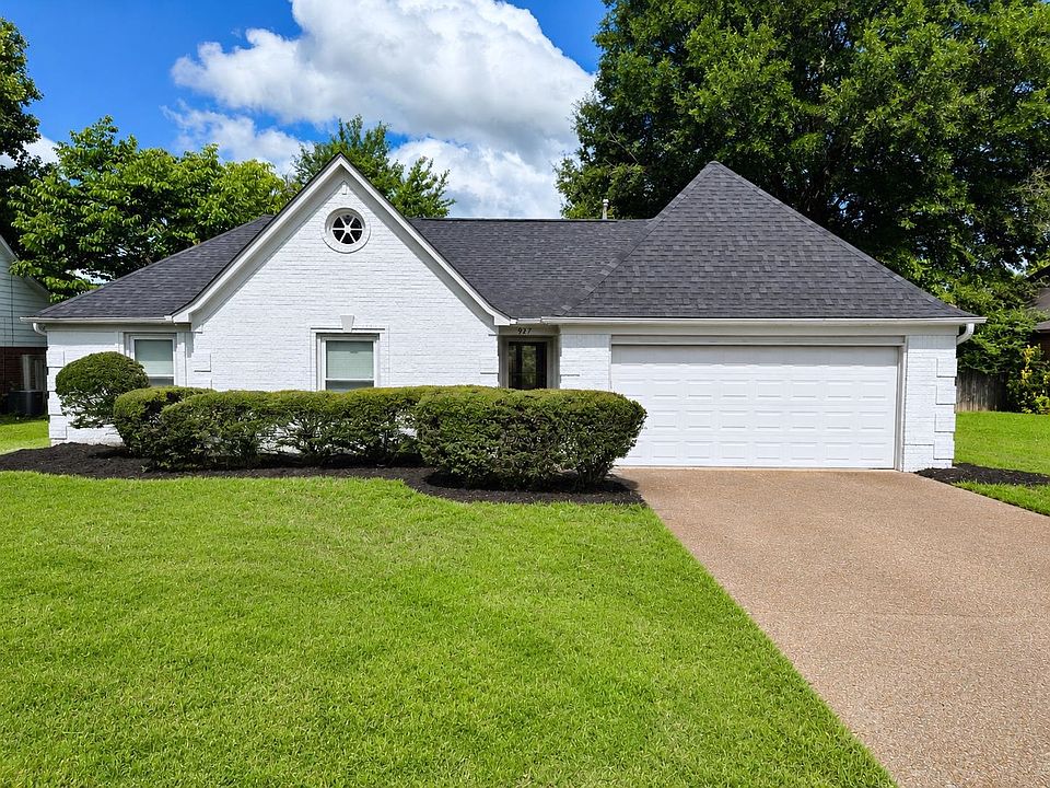 1st image of 927 Cully Rd