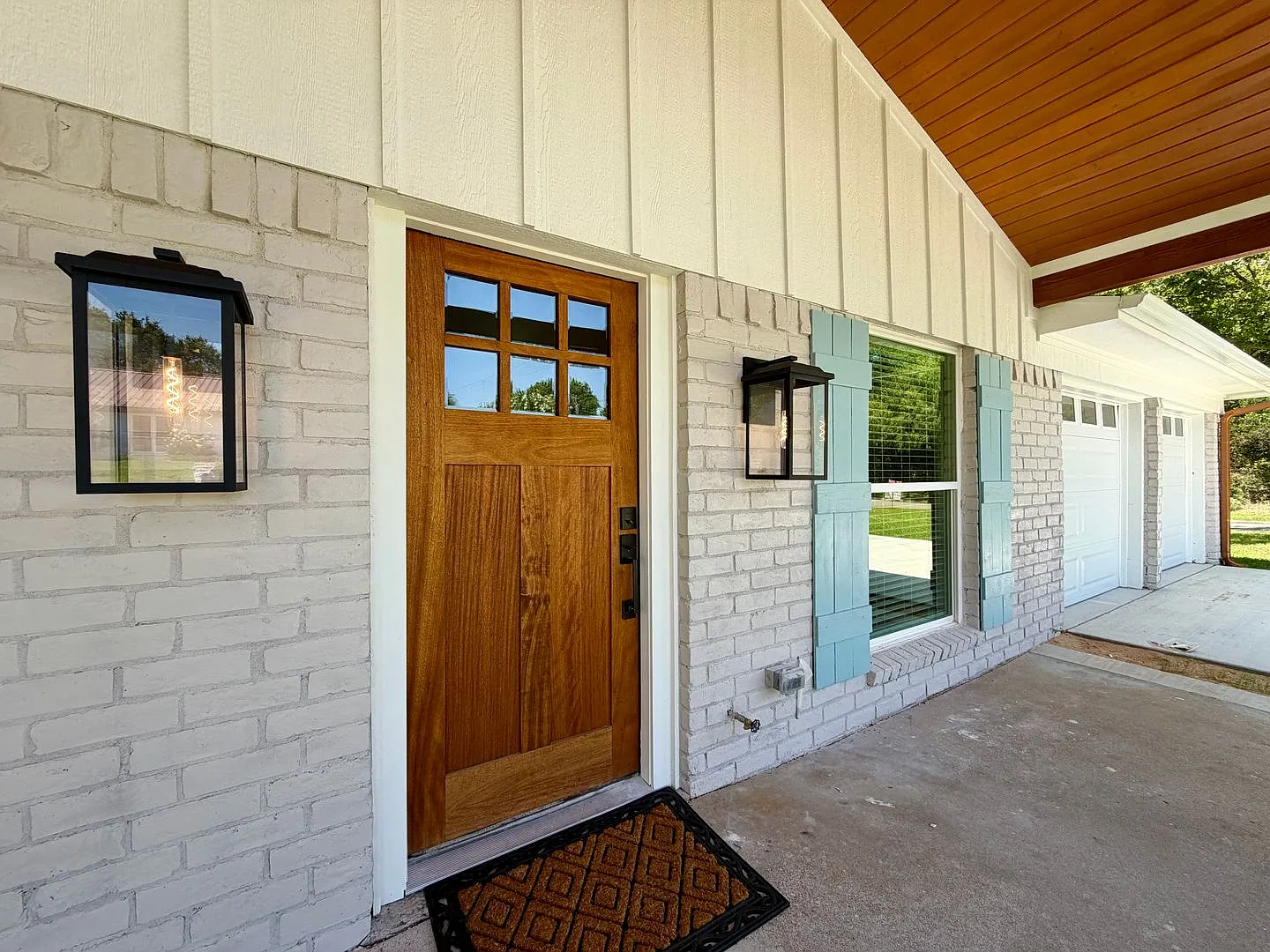 3BR / 2BA House | Completely Renovated | Midway ISD — Photo 3