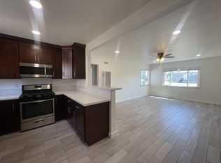 943 Thomas Ave, San Diego, CA 92109