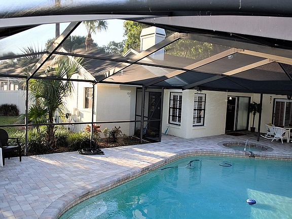 5th image of 2408 Arborwood Dr