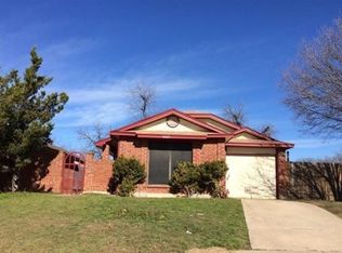 4749 Poppy Dr E, Fort Worth, TX 76137
