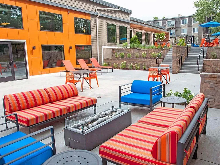 Terra Pointe Apartments — Photo 8