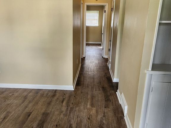 2nd image of 3531 Southland St