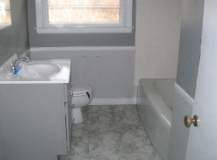 108 W Sheraton Park Rd, Greensboro, NC 27406