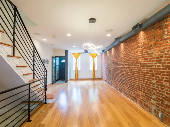 1820 S Sartain St, Philadelphia, PA 19148