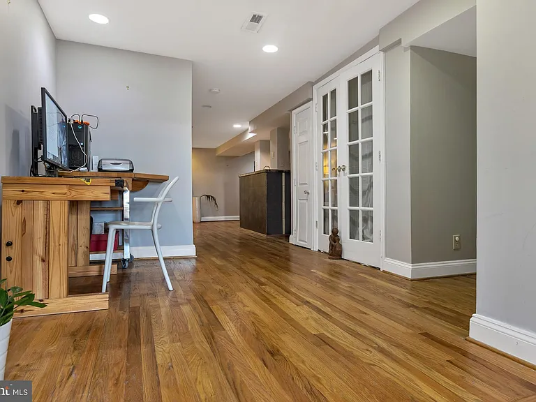 4622 New Hampshire Ave NW — Photo 20