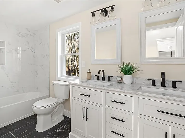 44 Dudley Rd — Photo 11