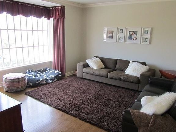 Front Living Area. Hardwood Floors and Beautiful Windows