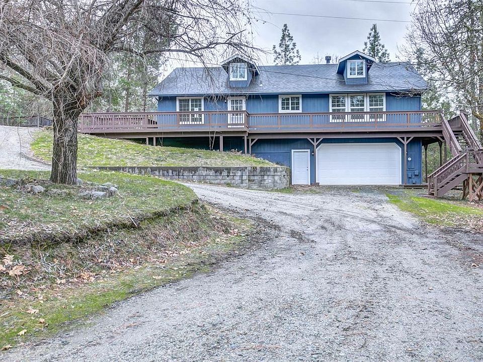 1st image of 3644 E Evans Cres