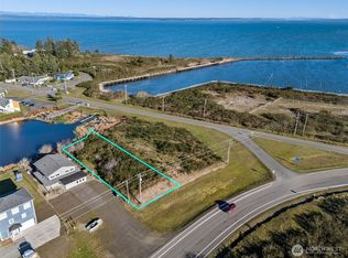 1048 Point Brown Avenue SE, Ocean Shores, WA