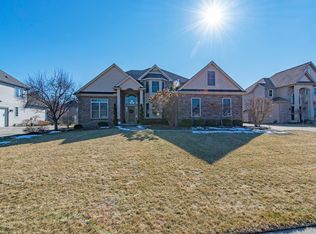 7459 Hickory Valley Dr, Maumee, OH 43537