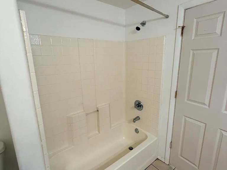 934 N Campbell Ave #3 — Photo 13