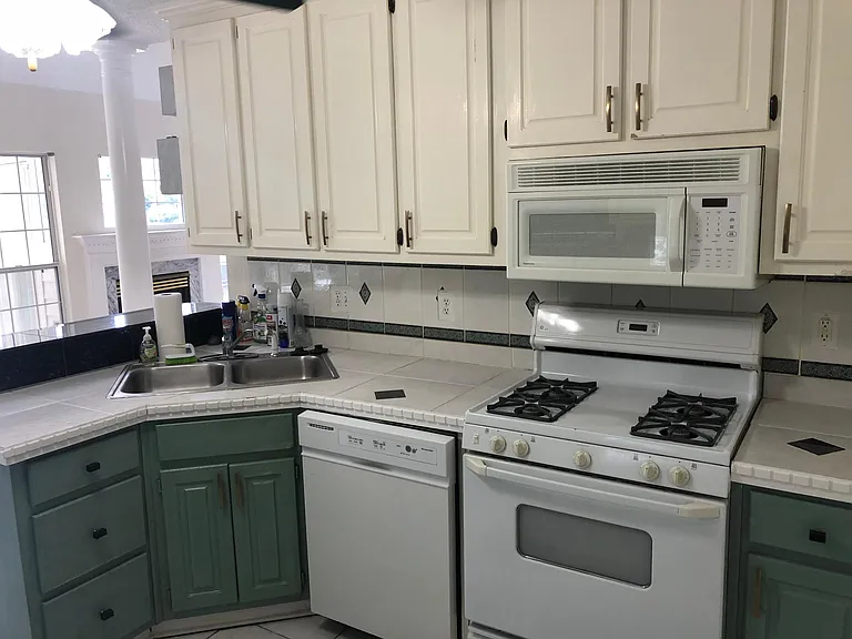 6016 Bordeau Walk SE — Photo 10