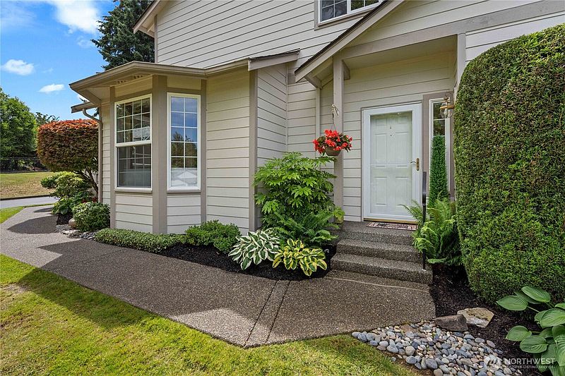 2nd image of 12616 132nd Avenue Ct E